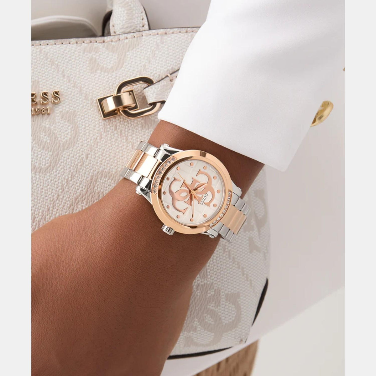 Gt Annette Women Quartz White Dial Analog Stainless Steel Watch Gw0861L5