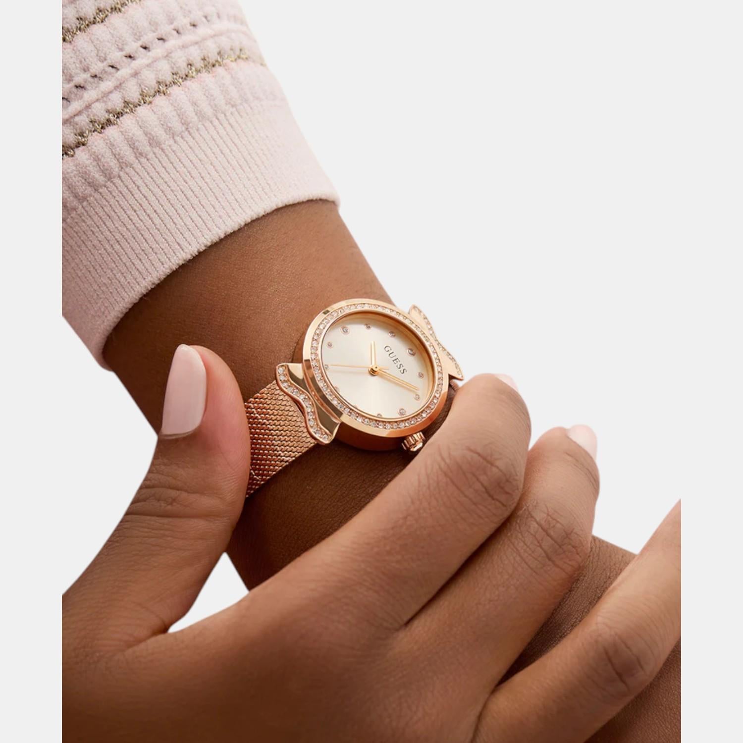 Women Quartz White Dial Analog Mesh Watch GW0866L3