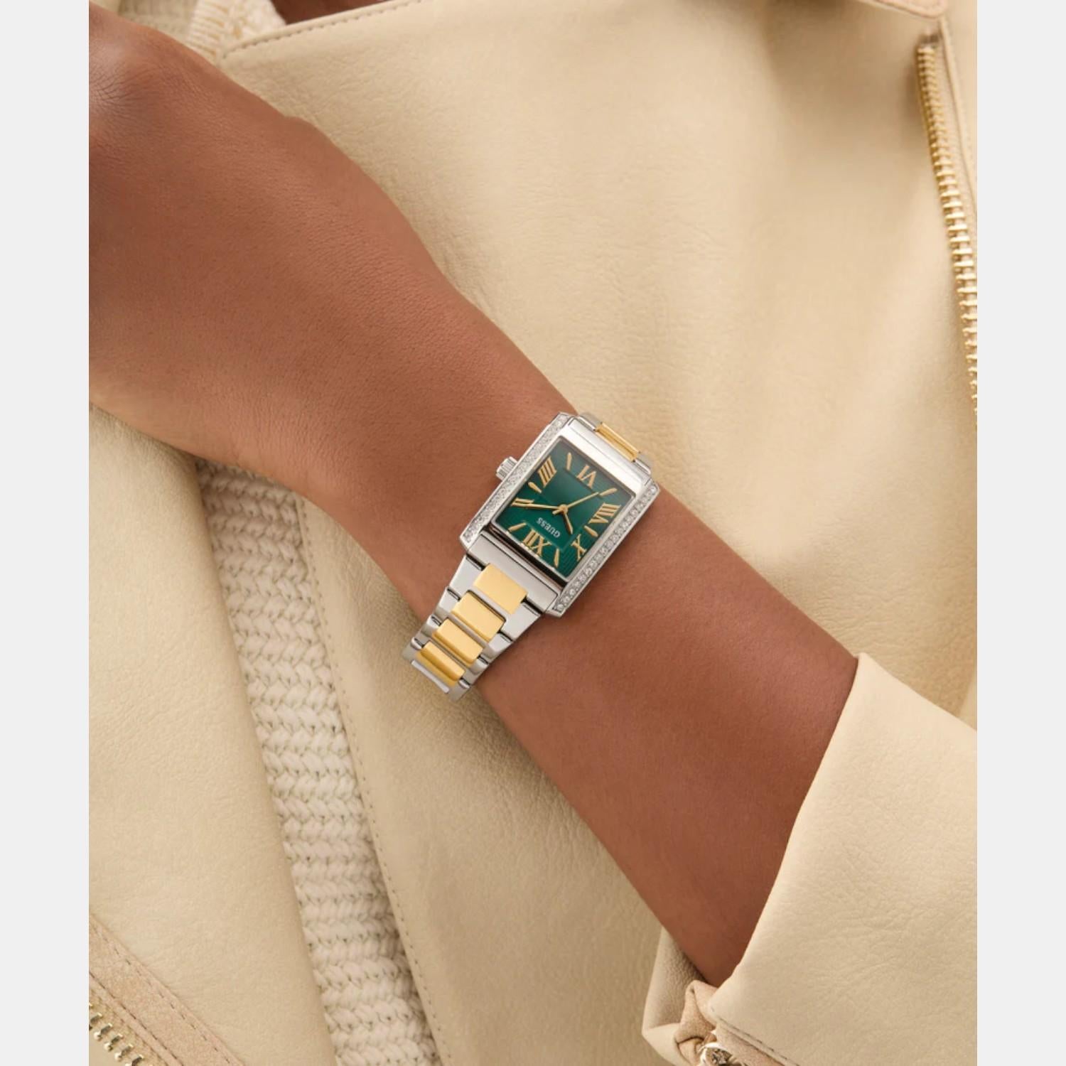 Women Quartz Green Dial Analog Stainless Steel Watch GW0874L2