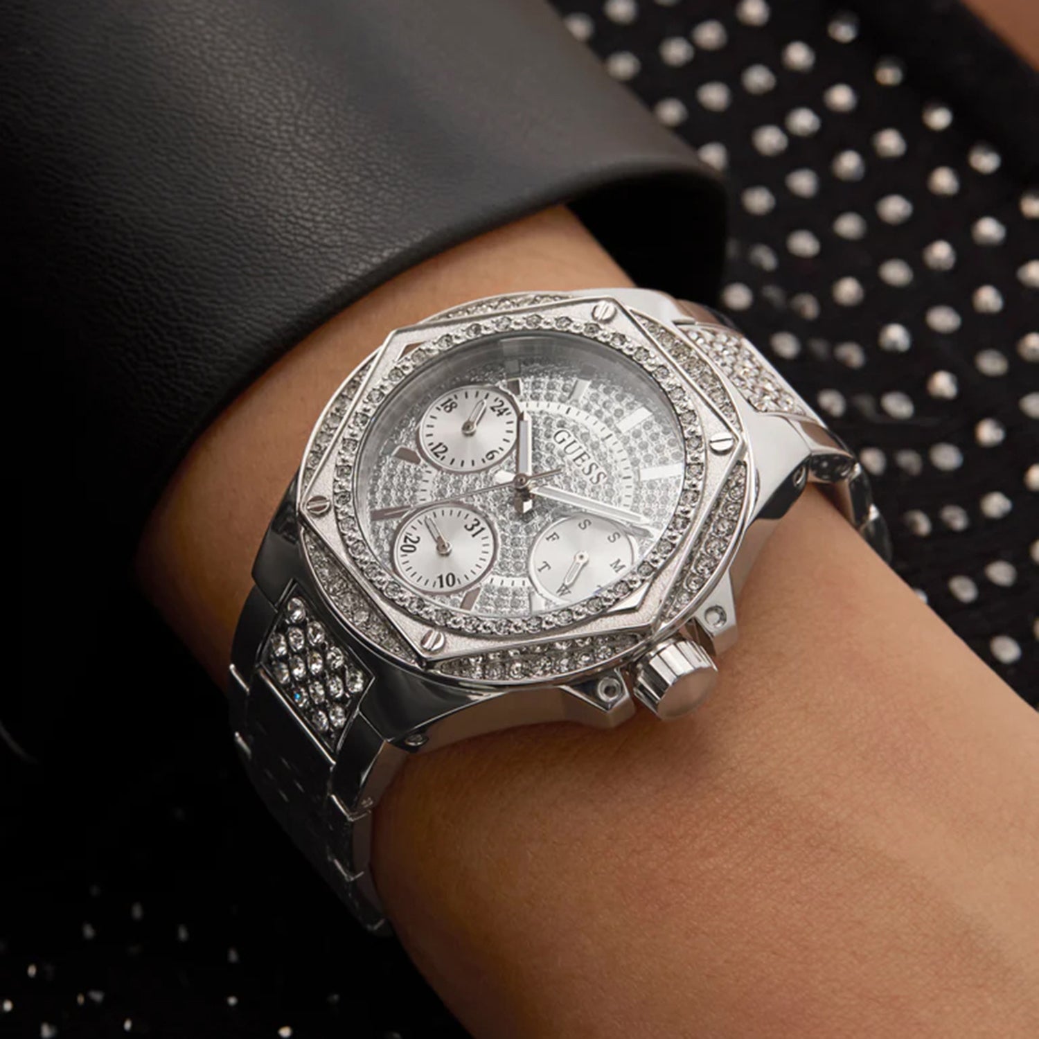 Guess Trend Women Quartz Silver Dial Multi-Function Stainless Steel Watch GW0878L1