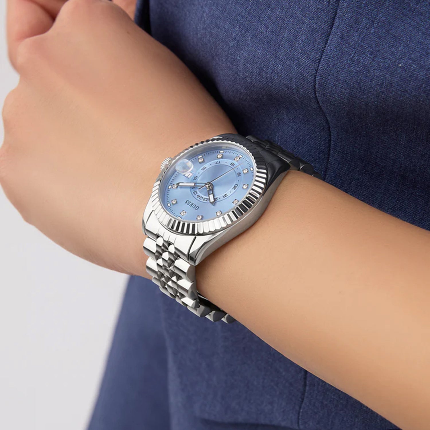 Jada Women Quartz Ice Blue Dial Analog Recycled Steel Watch GW0936L1