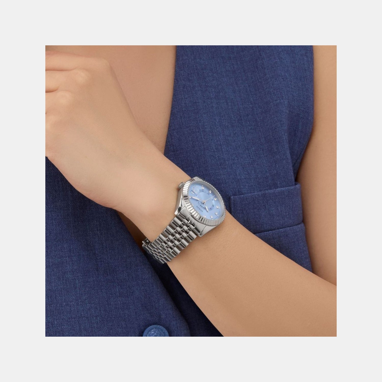 Jada Women Quartz Ice Blue Dial Analog Recycled Steel Watch GW0936L1