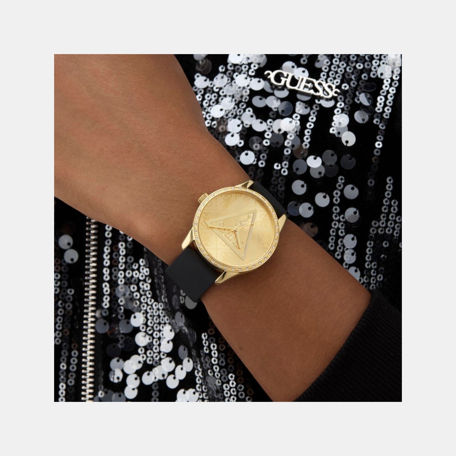 Roxy Women Quartz Champagne Dial Analog Silicone Watch GW0942L2