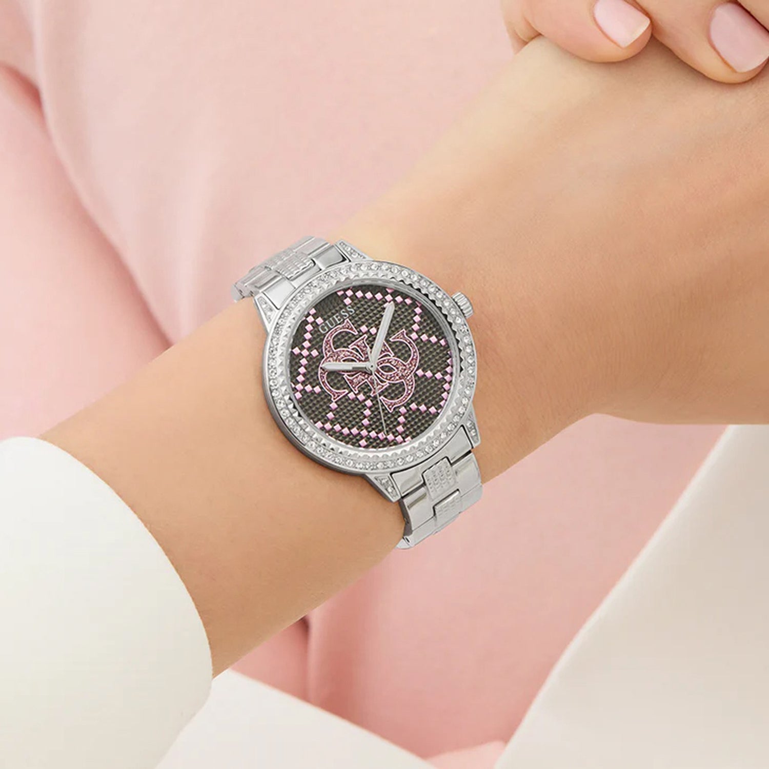 Guess Trend Women Quartz Silver Dial Analog Stainless Steel Watch GW0944L1