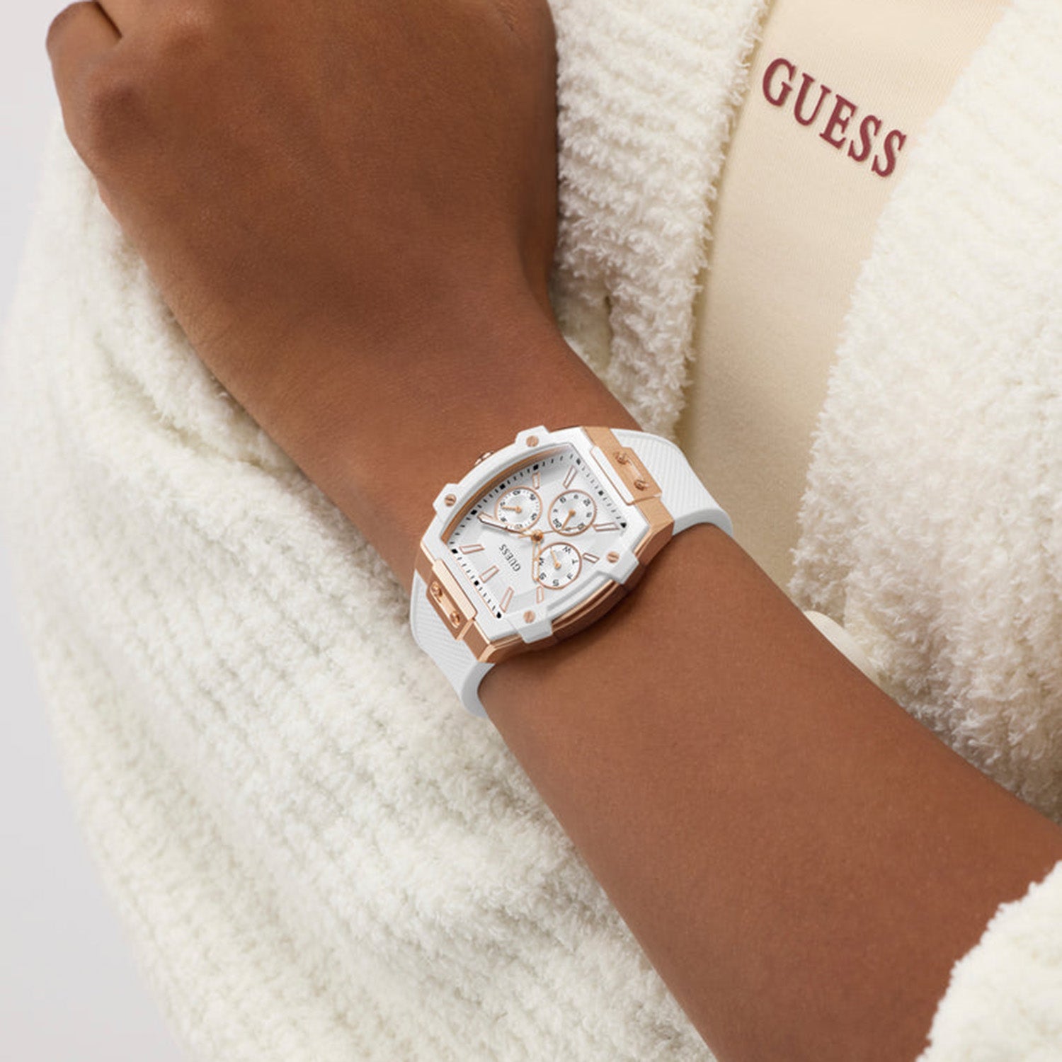 Women Quartz White Dial Multi-Function Silicone Watch GW0945L6