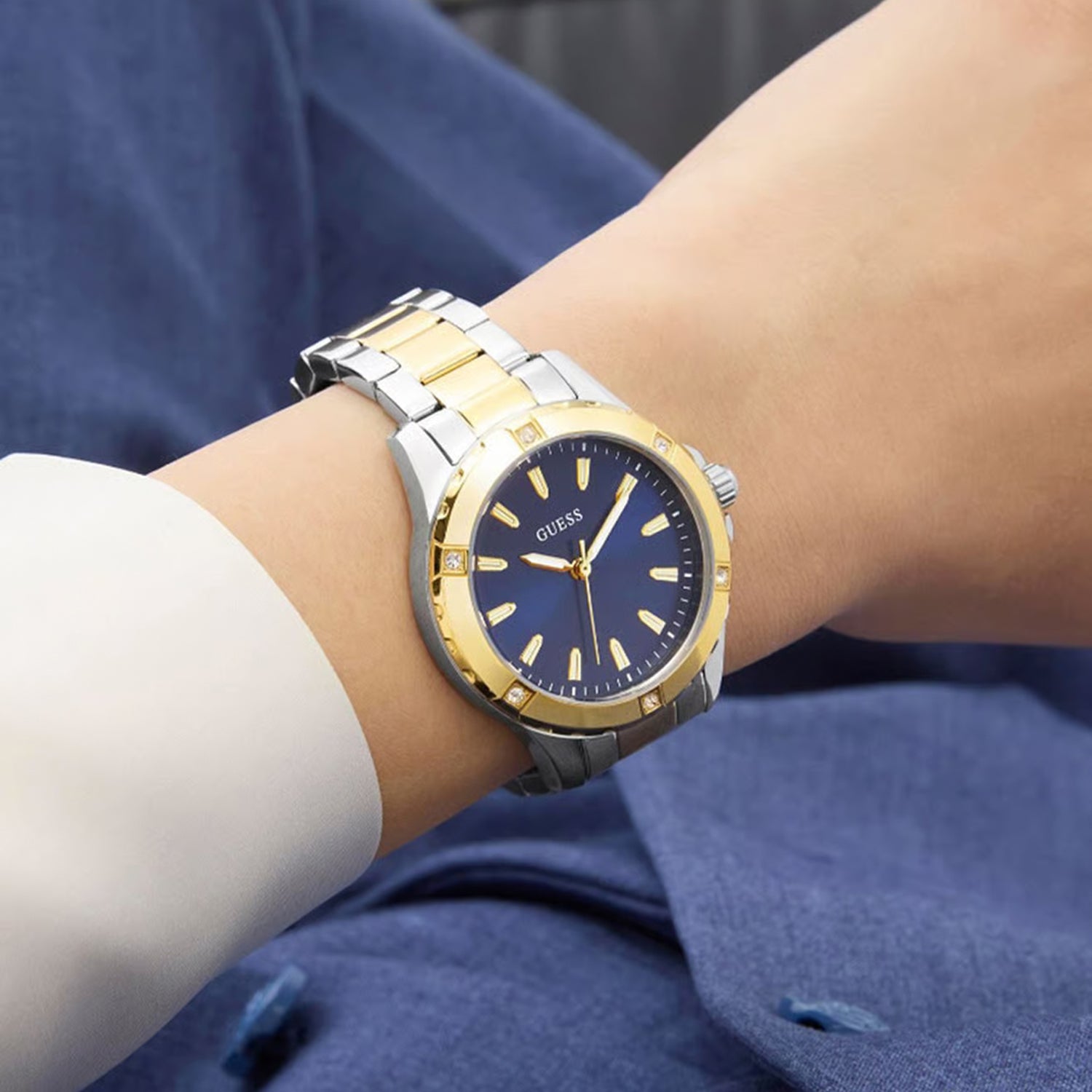 Gs Mist Women Quartz Blue Dial Analog Stainless Steel GW0948L3