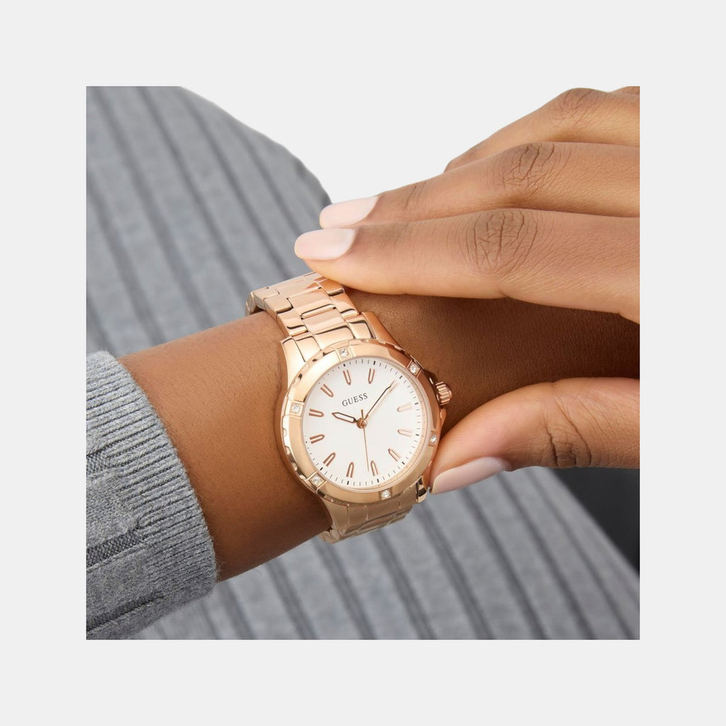 Mist Women Quartz White Dial Analog Stainless Steel Watch GW0948L5