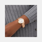 Mist Women Quartz White Dial Analog Stainless Steel Watch GW0948L5