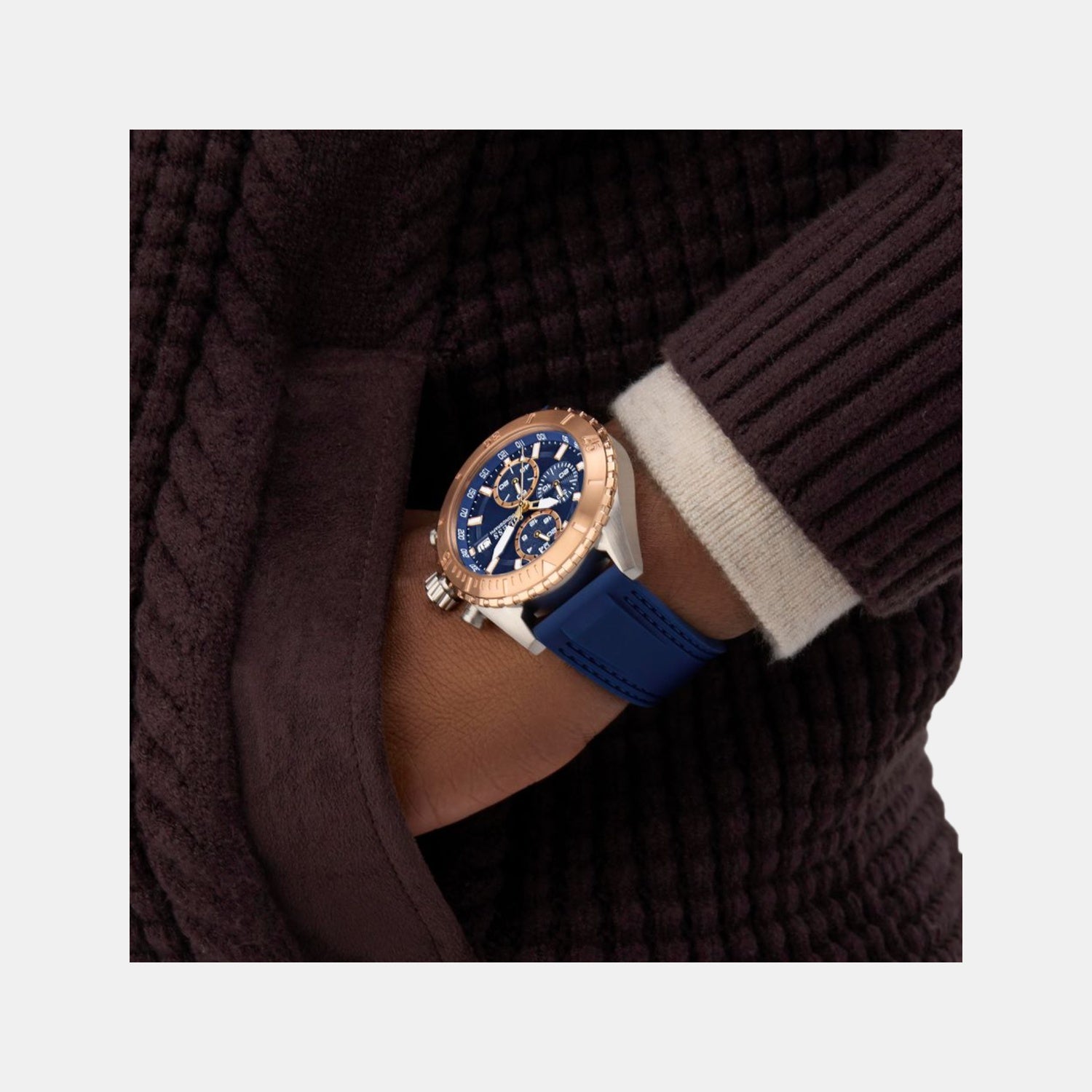 Sport Men Quartz Blue Dial Chronograph Silicone Watch GW0967G4