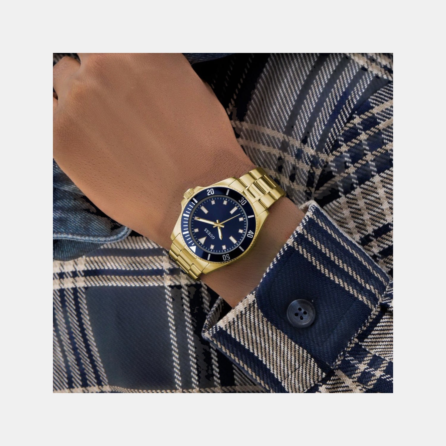 Cliff Men Quartz Blue Dial Analog Stainless Steel Watch GW0968G2