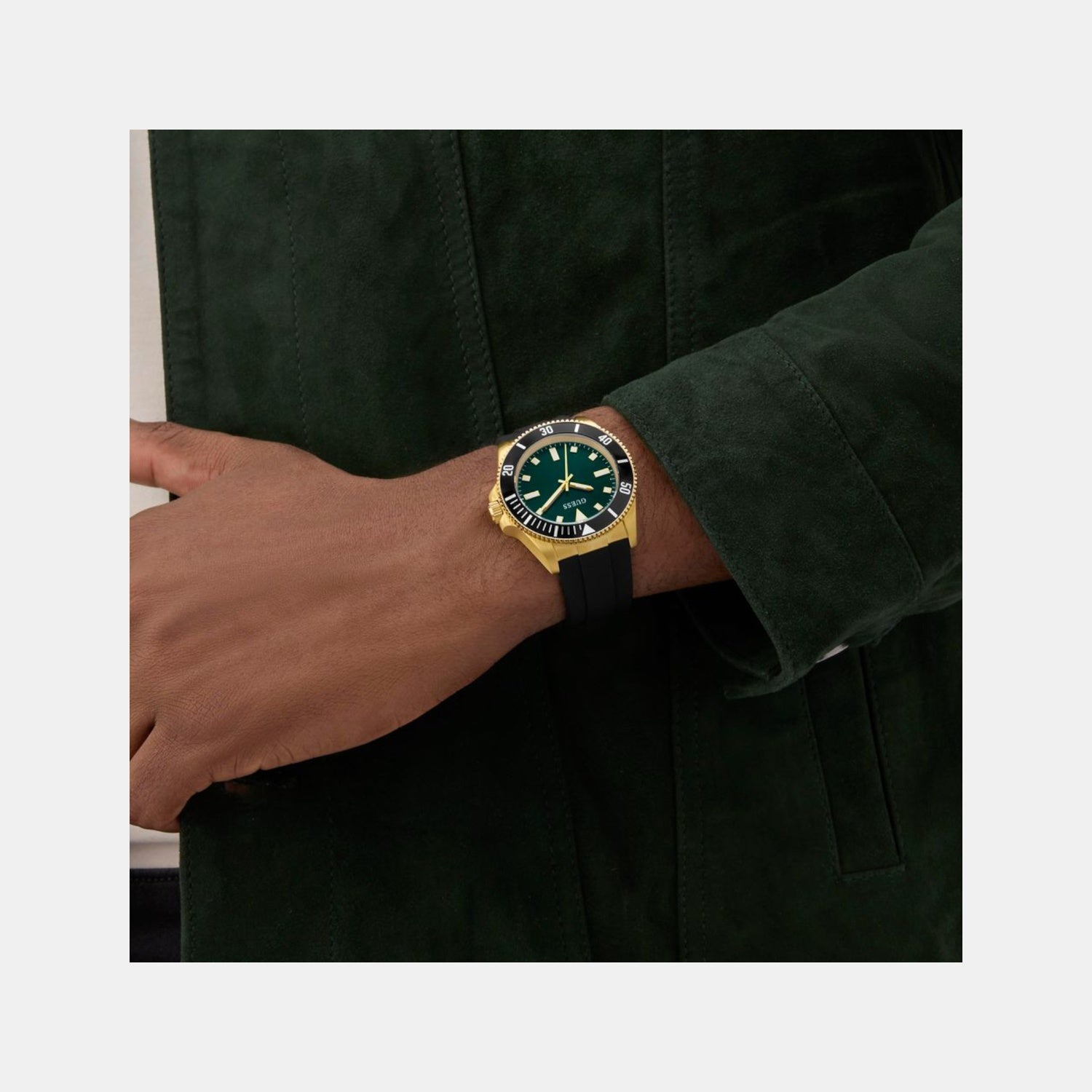 Sport Men Quartz Green Dial Analog Silicone Watch GW0969G2