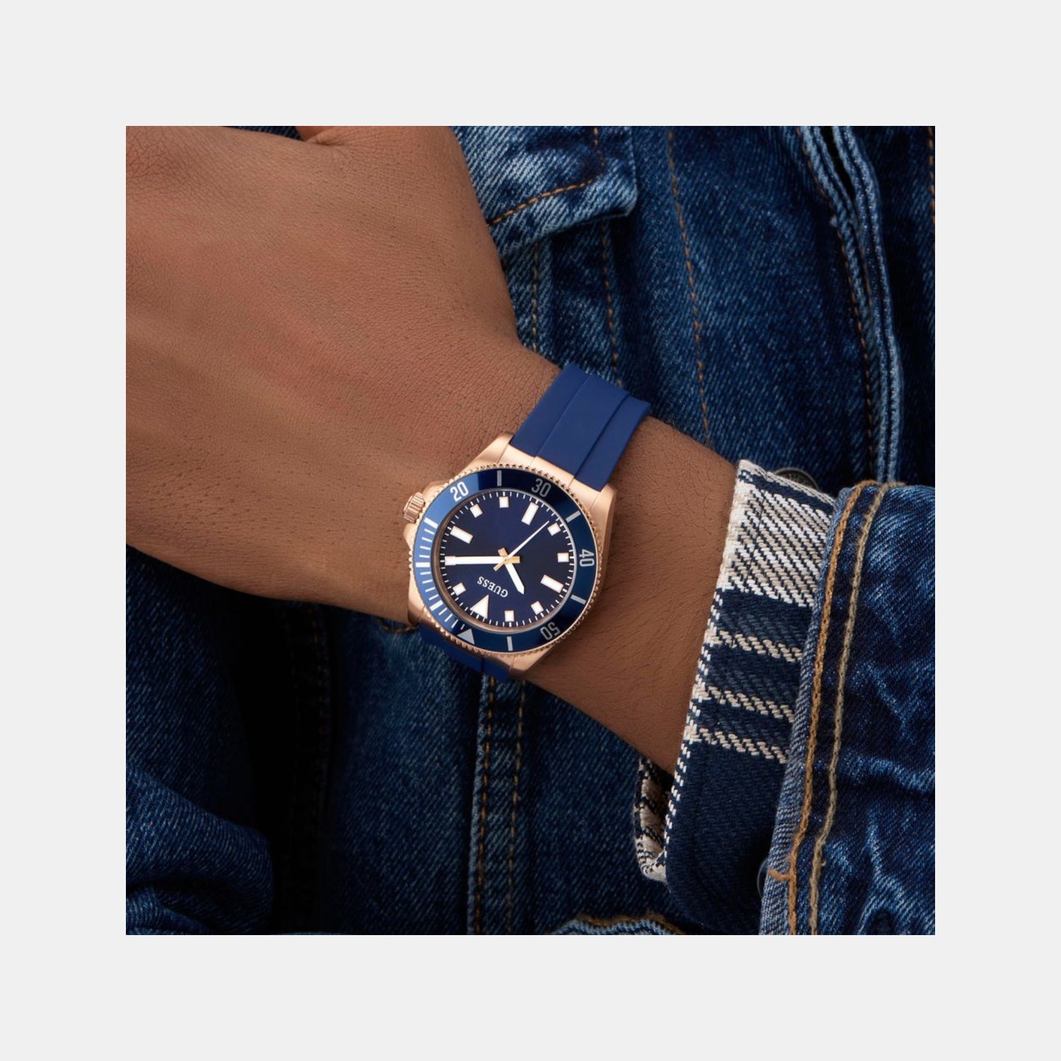 Sport Men Quartz Blue Dial Analog Silicone Watch GW0969G3