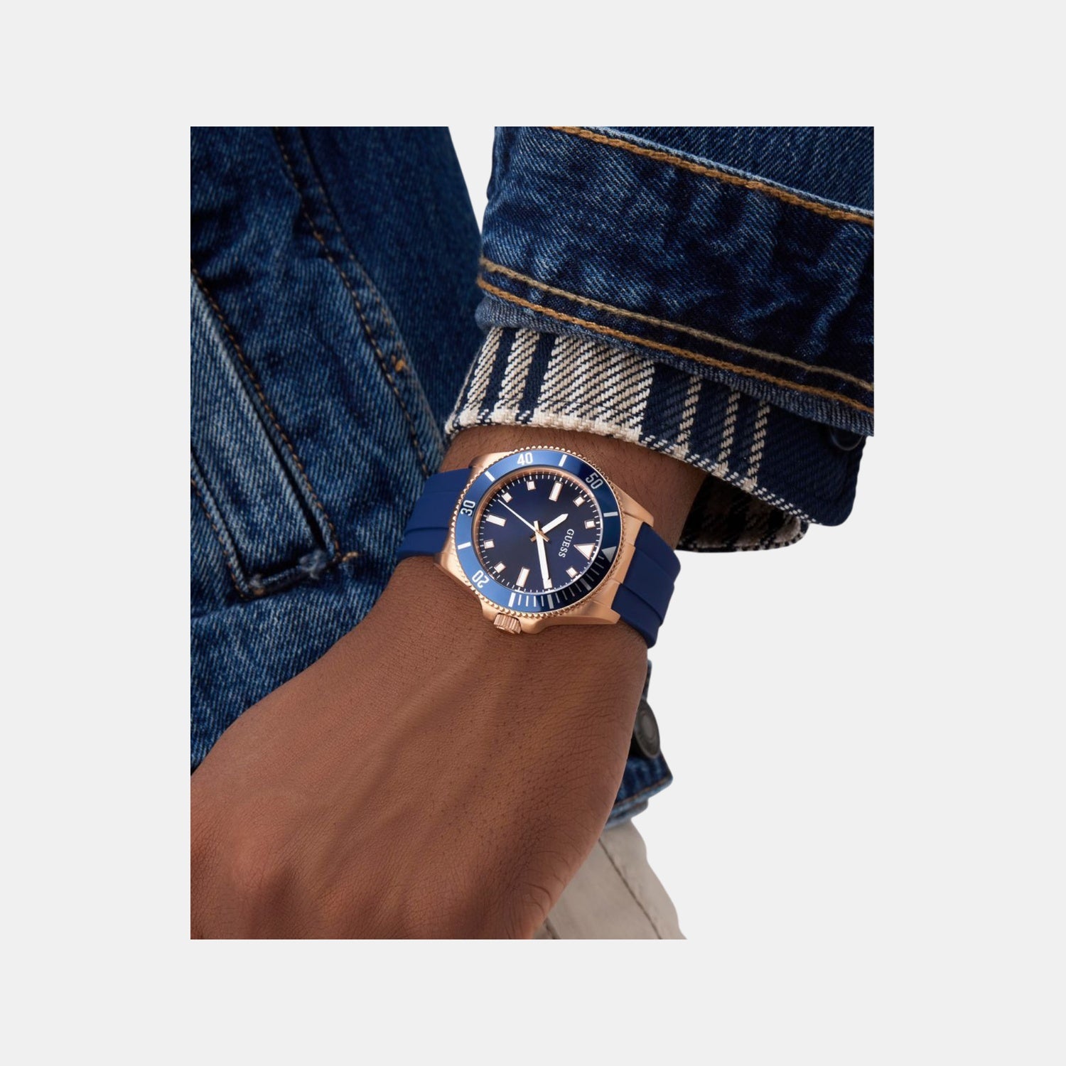 Sport Men Quartz Blue Dial Analog Silicone Watch GW0969G3