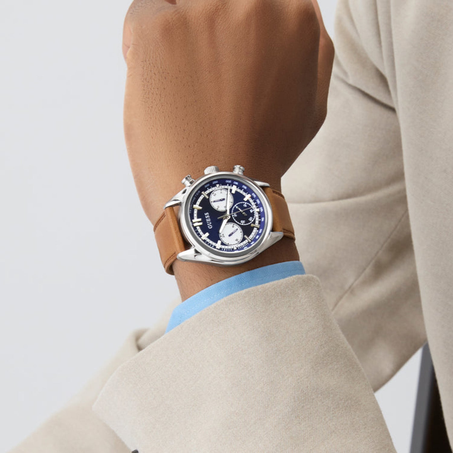 Men Quartz Blue Dial Chronograph Leather Watch GW0972G1