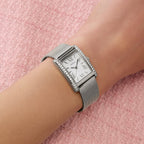 Women Quartz White Dial Analog Mesh Watch GW0997L1