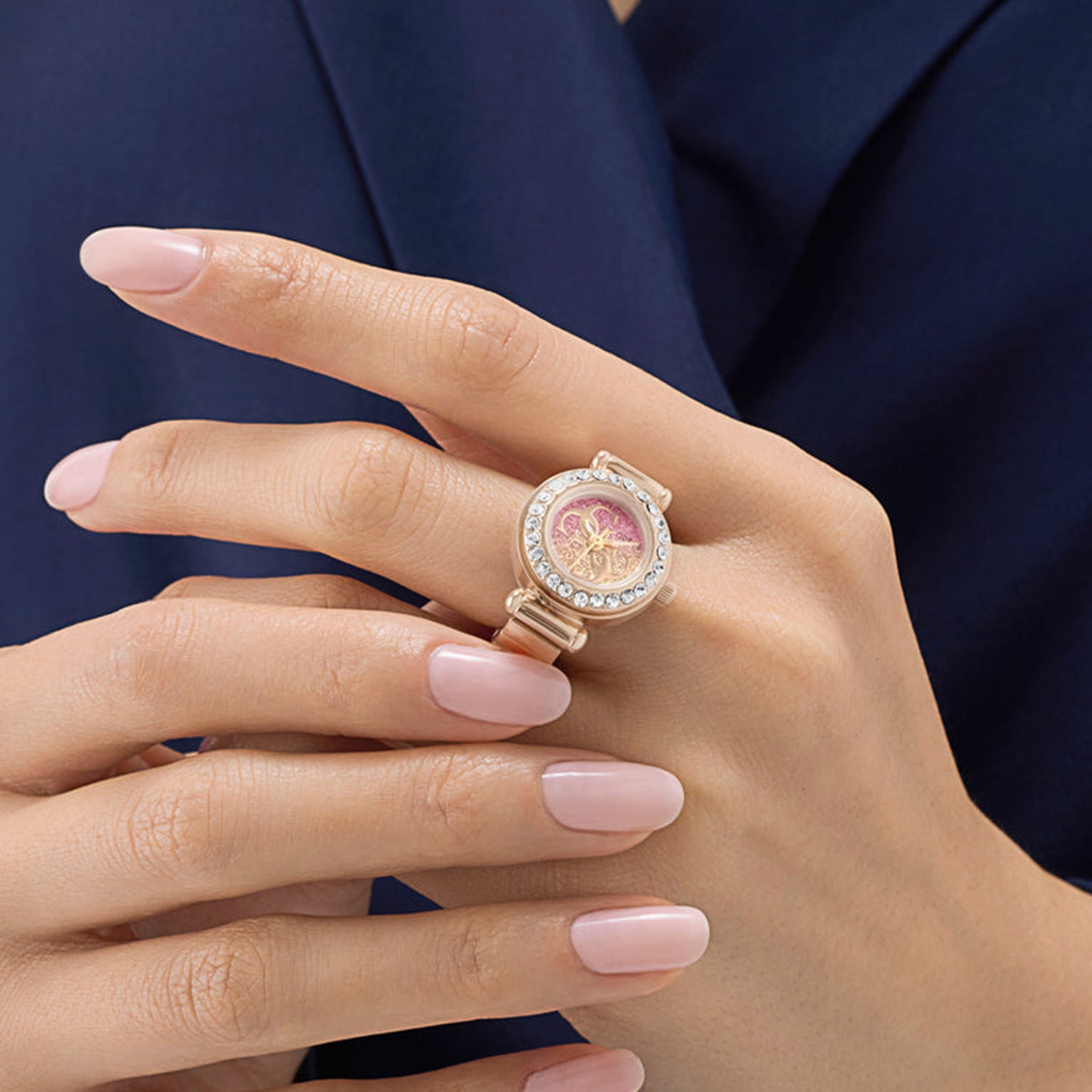 Women Quartz Pink Dial Analog Stainless Steel Watch GW1022L4