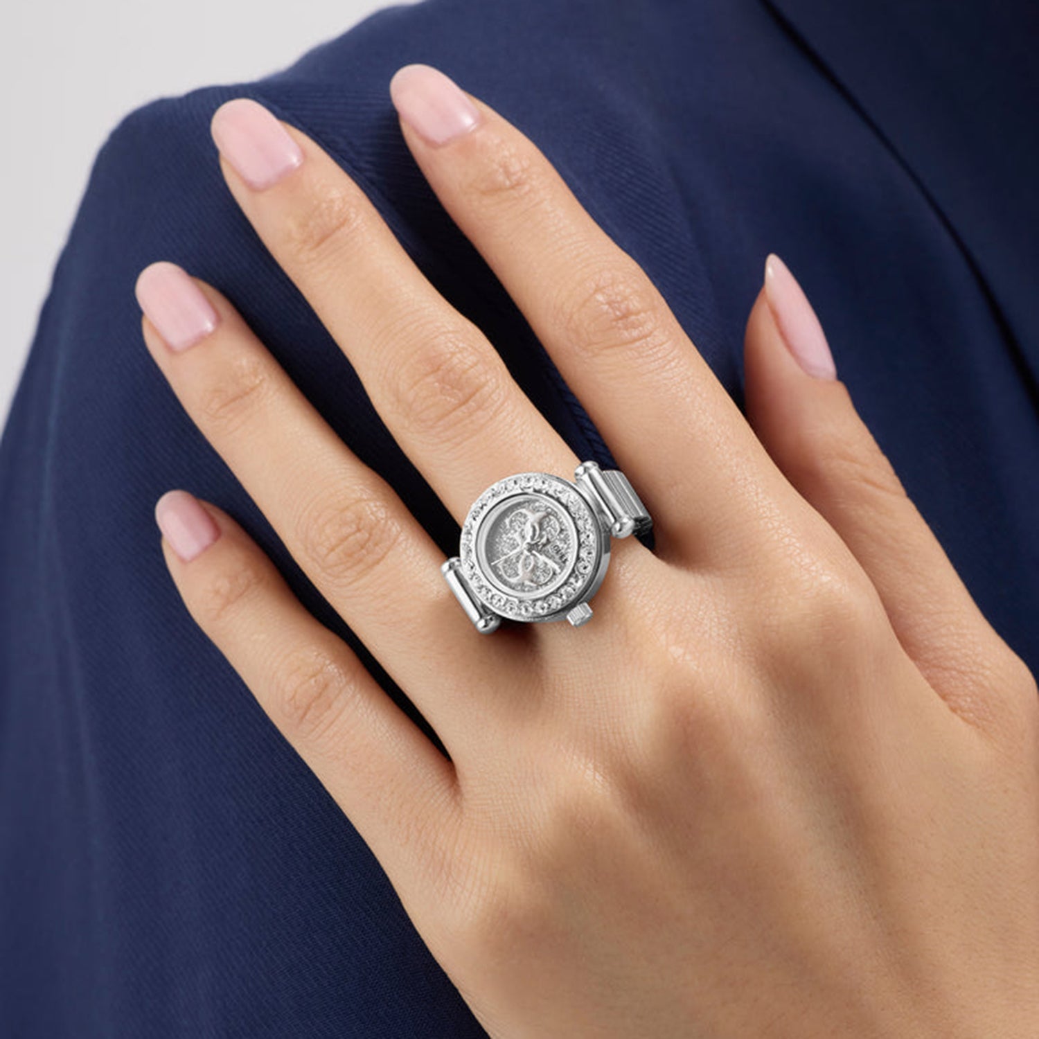 Women Quartz Silver Dial Analog Stainless Steel Watch GW1078L1
