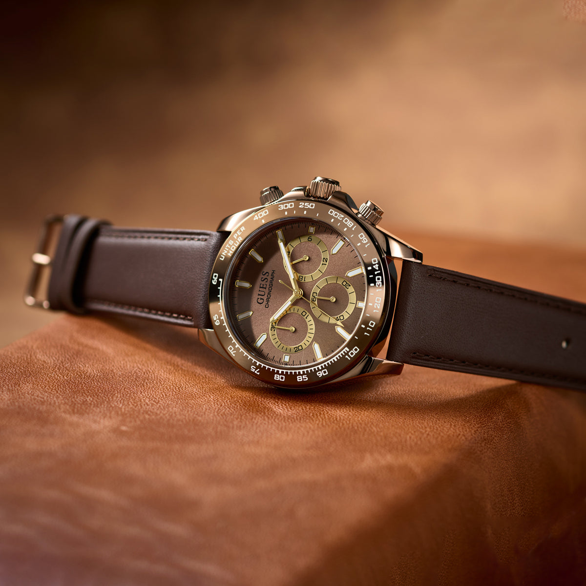 Men Quartz Brown Dial Chronograph Leather Watch GW1130G5