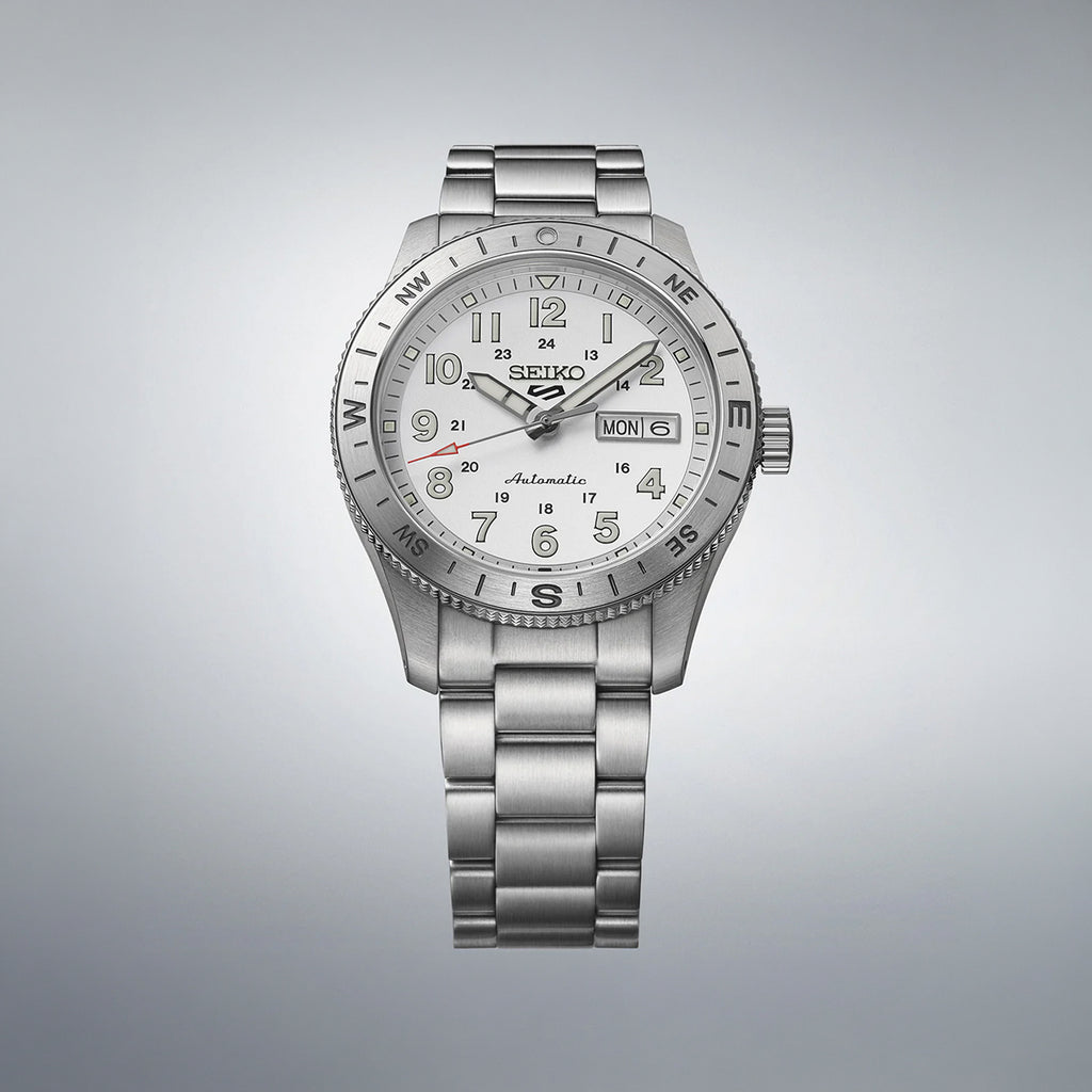 5 Sports Men Automatic Silver Dial Analog Stainless Steel Watch HDB007K1