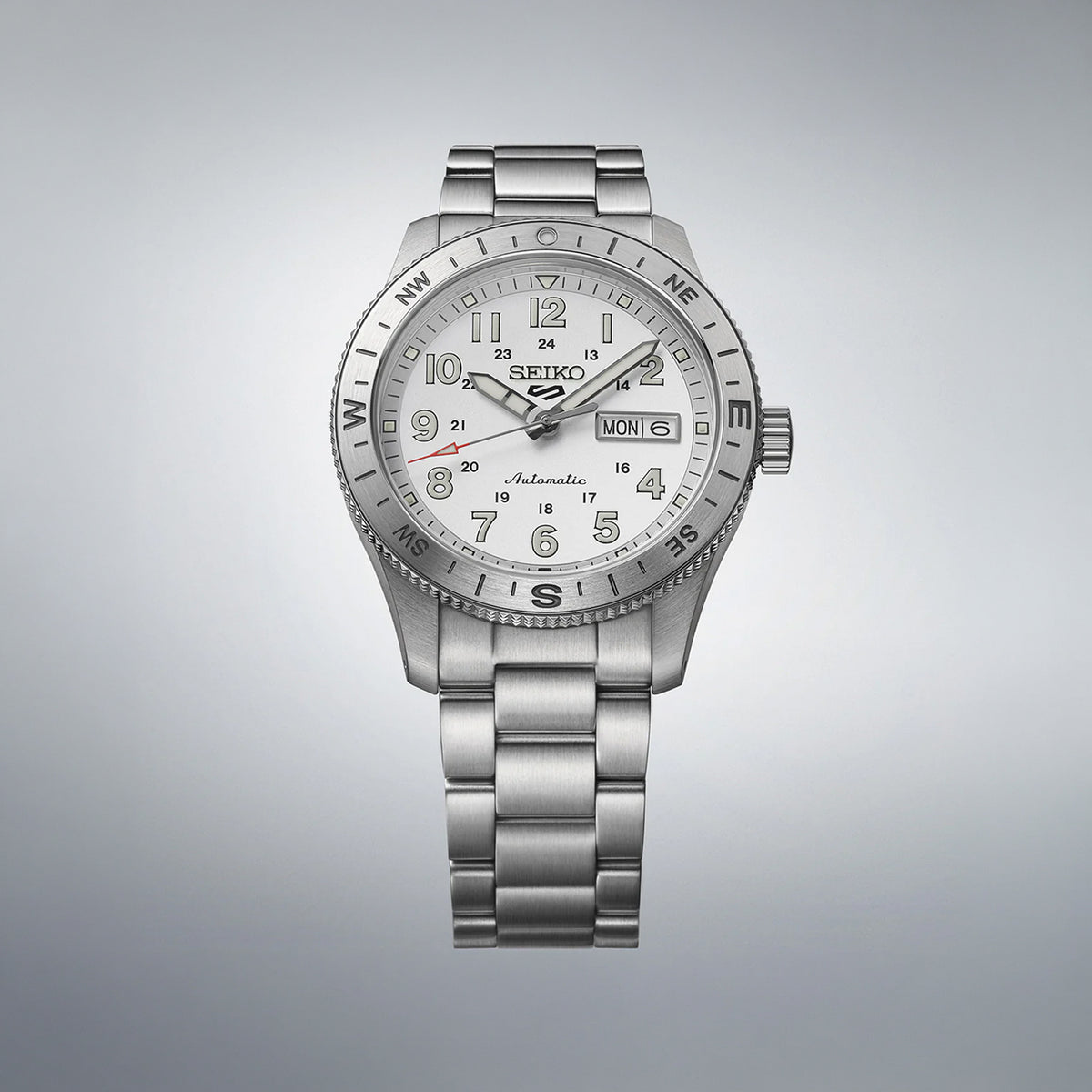 5 Sports Men Automatic White Dial Analog Stainless Steel Watch HDB007K1
