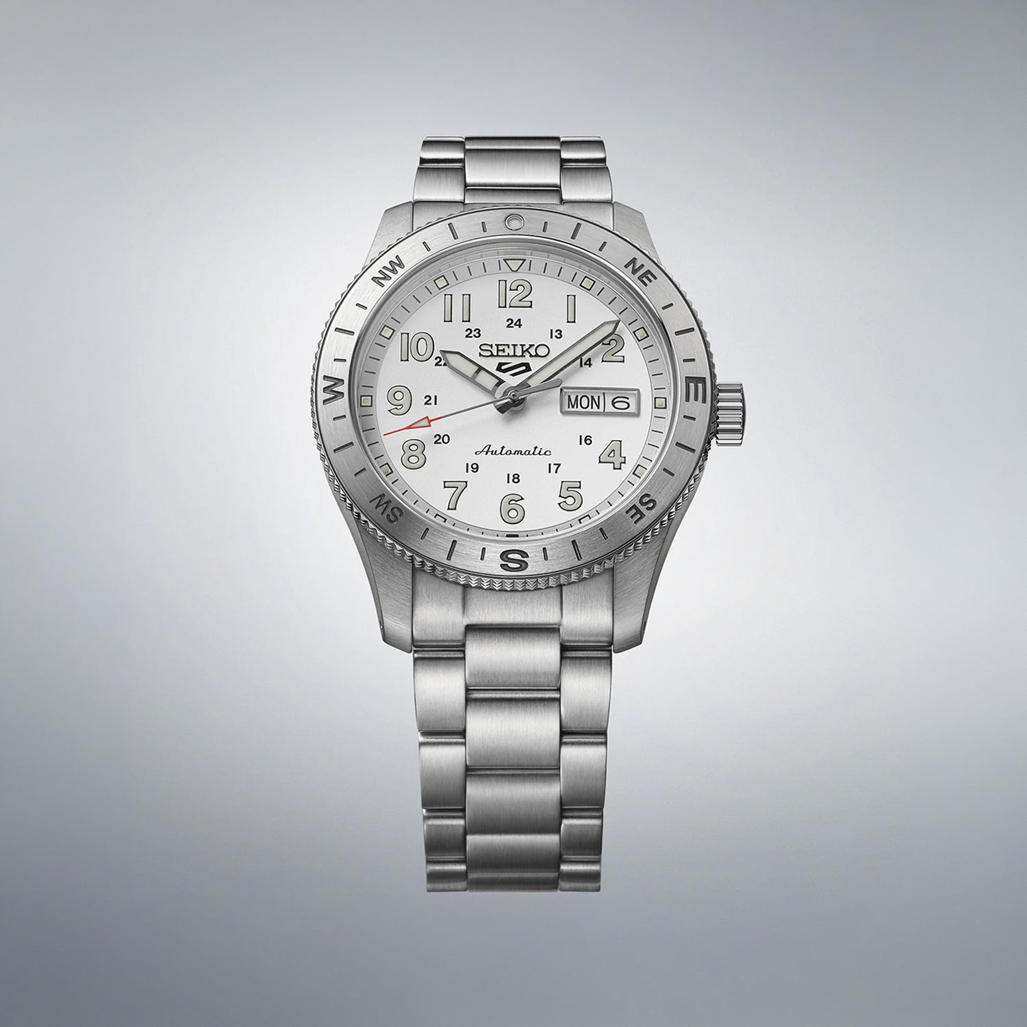 5 Sports Men Automatic Silver Dial Analog Stainless Steel Watch HDB007K1