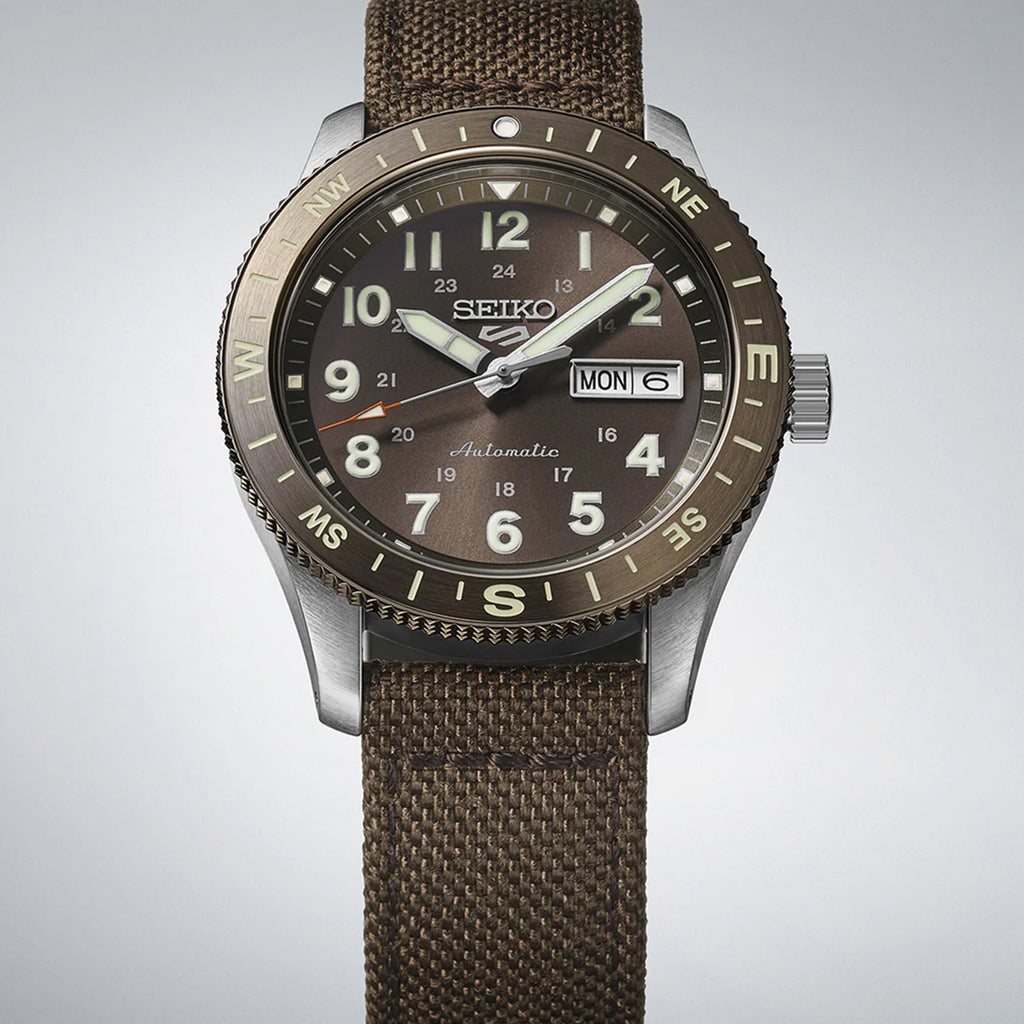 5 Sports Men Automatic Brown Dial Analog Nylon Watch HDB009K1