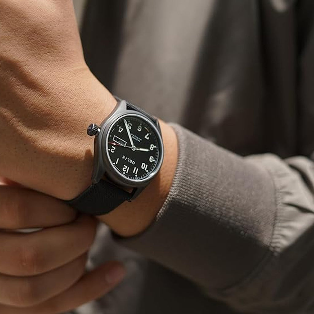 Horizon Men Quartz Black Dial Analog Fabric Watch Horizon
