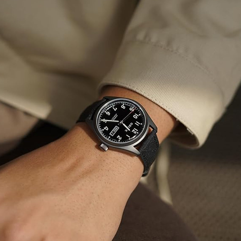 Horizon Men Quartz Black Dial Analog Fabric Watch Horizon