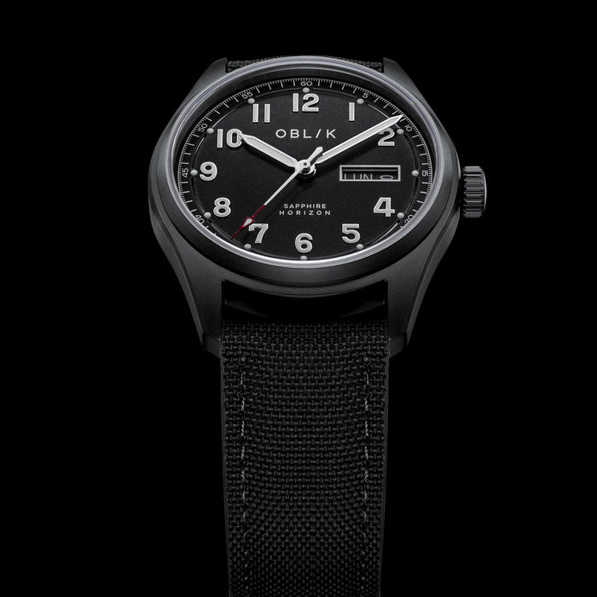 Men Quartz Black Dial Analog Nylon Watch HORIZON-BLACK
