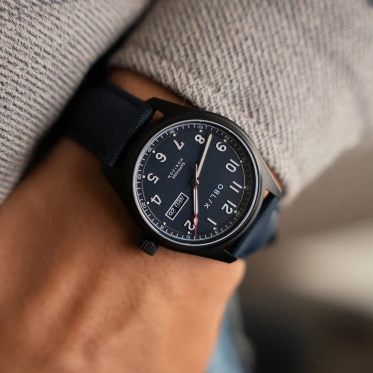 Men Quartz Blue Dial Analog Nylon Watch HORIZON-BLUE