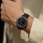 Horizon Men Quartz Black Dial Analog Fabric Watch