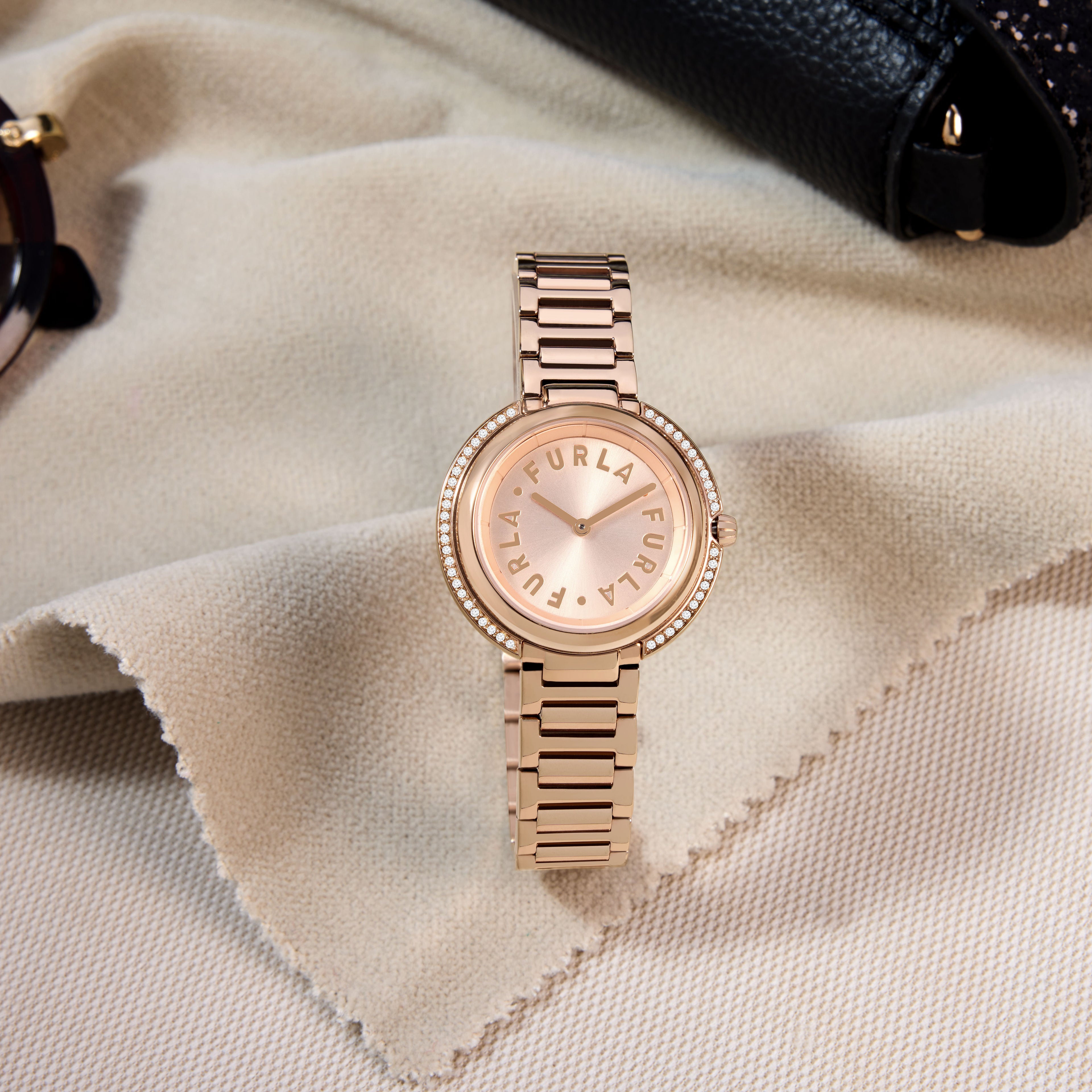 Furla Heritage Women Quartz Pink Dial Analog Stainless Steel Watch WW00032009L3
