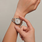 Conquest Classic Women Quartz Mother Of Pearl Dial Analog Stainless Steel Watch L22863877