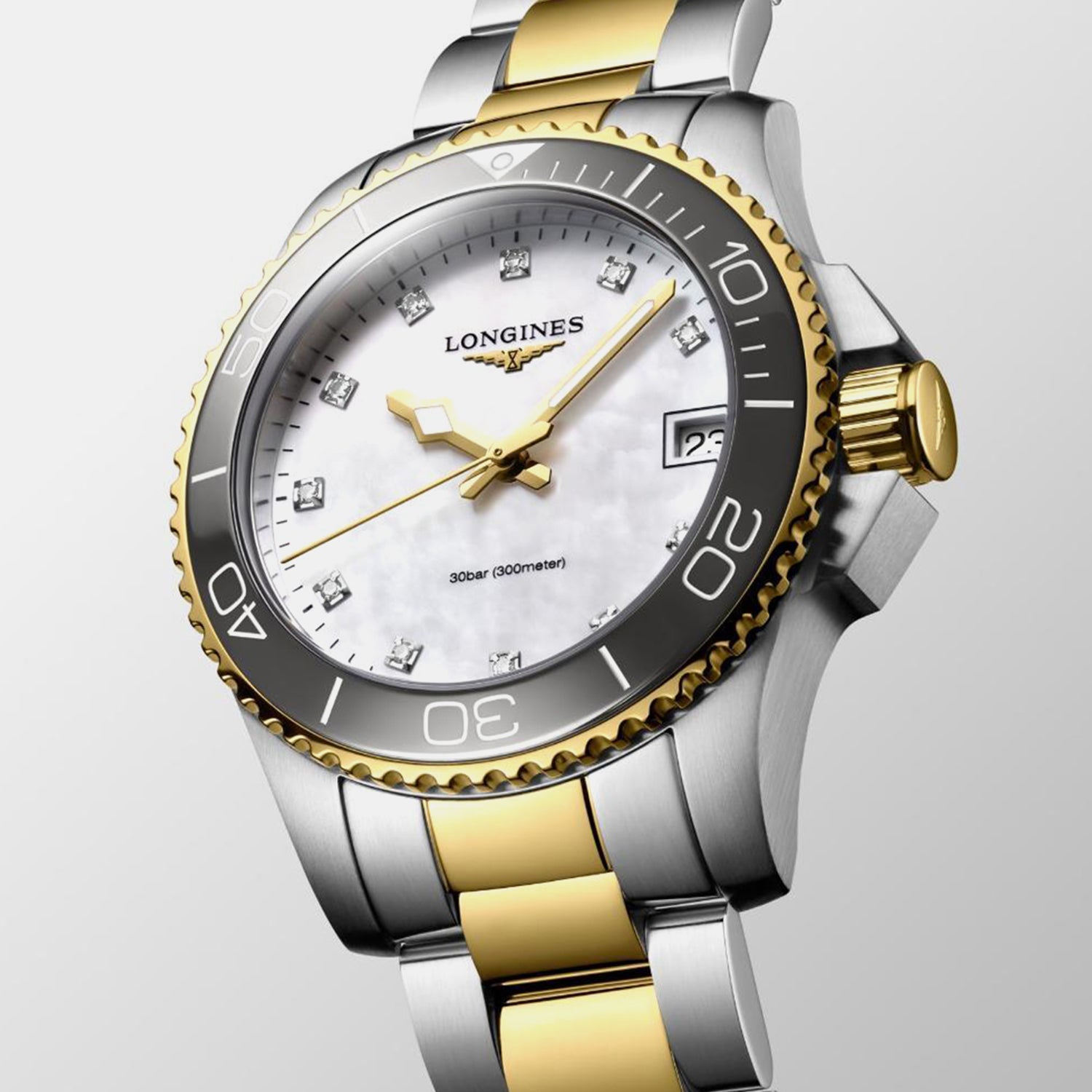 Hydroconquest Women Quartz Mother Of Pearl Dial Analog Stainless Steel Watch L33703876