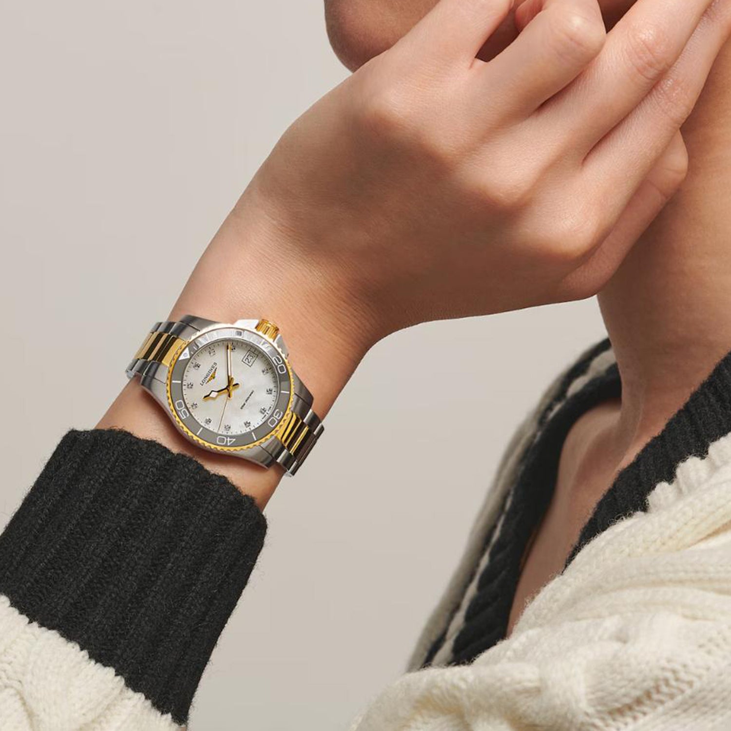 Hydroconquest Women Quartz Mother Of Pearl Dial Analog Stainless Steel Watch L33703876