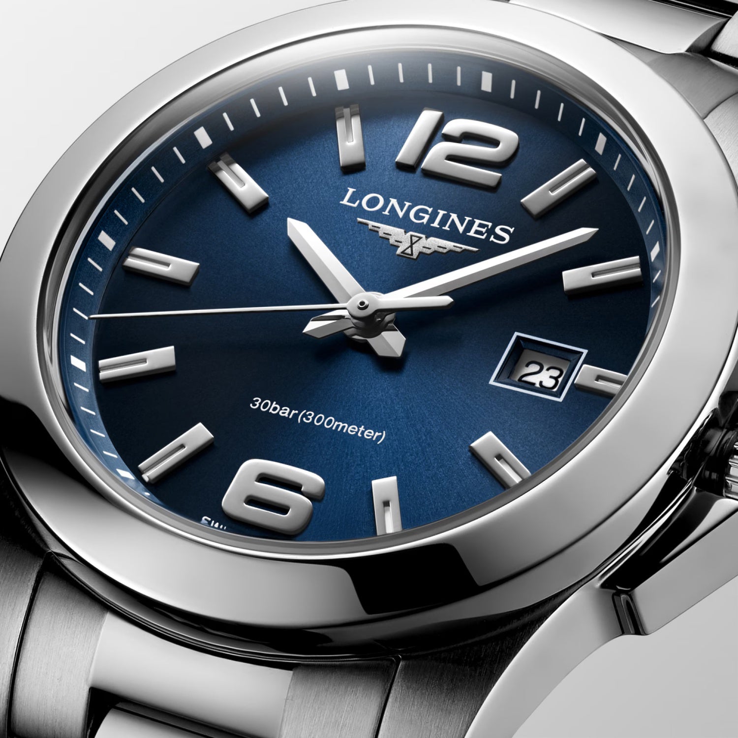 Women Quartz Blue Dial Analog Stainless Steel Watch L33764966