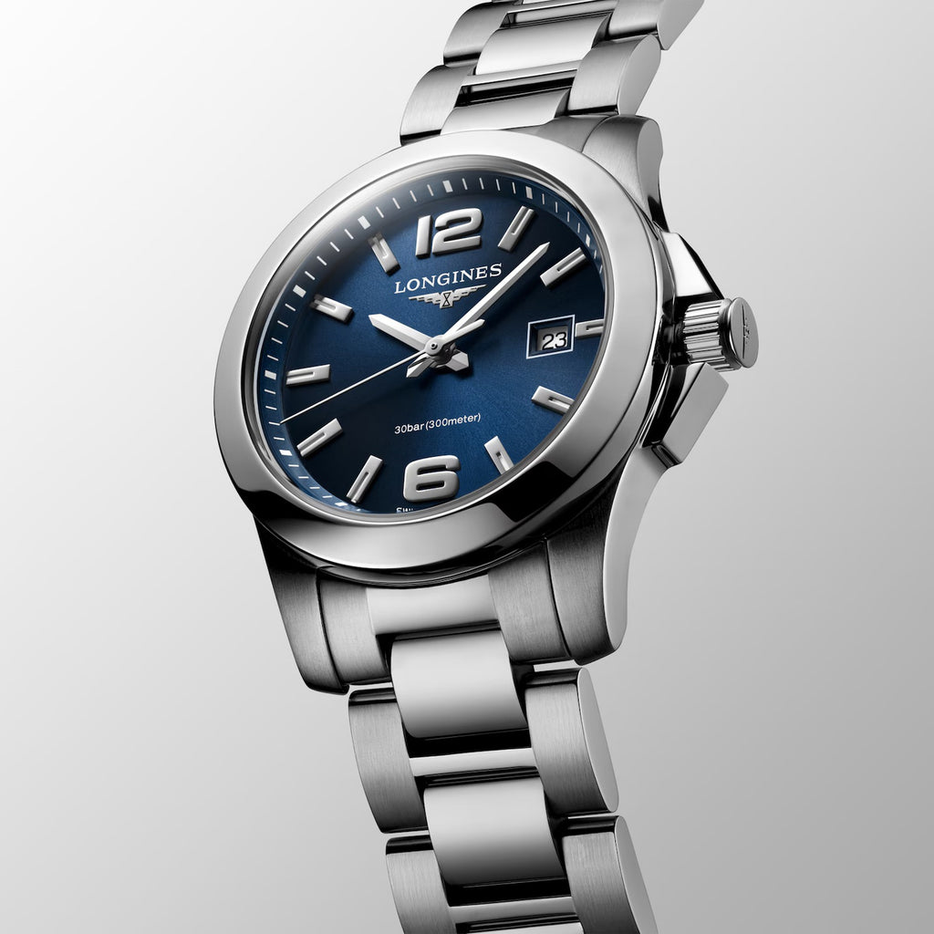 Women Quartz Blue Dial Analog Stainless Steel Watch L33764966