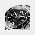 Conquest Men Quartz Black Dial Analog Stainless Steel Watch L37404566