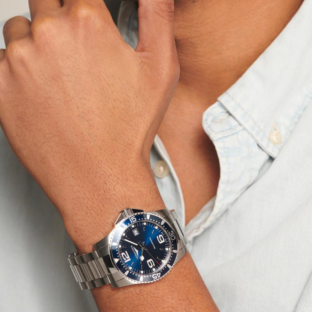 Men Quartz Blue Dial Analog Stainless Steel Watch L37404966
