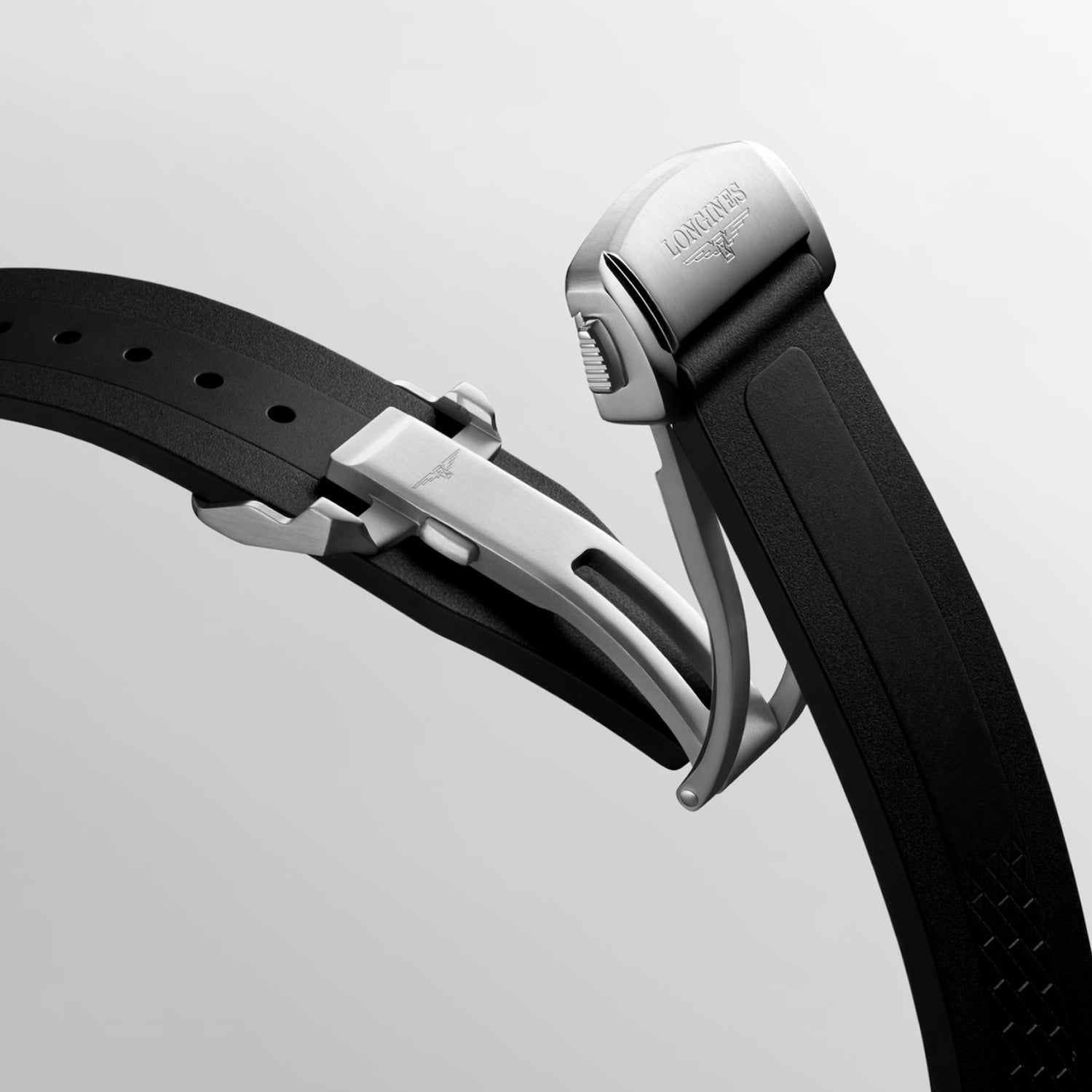 Conquest Men Automatic Black Dial Analog Leather Watch L38304529