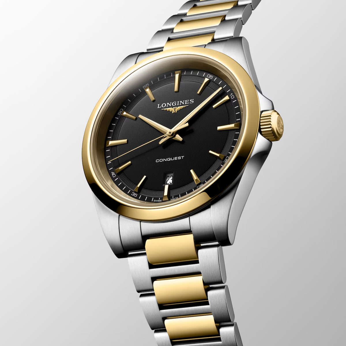 Conquest Men Quartz Black Dial Analog Stainless Steel Watch L38603527