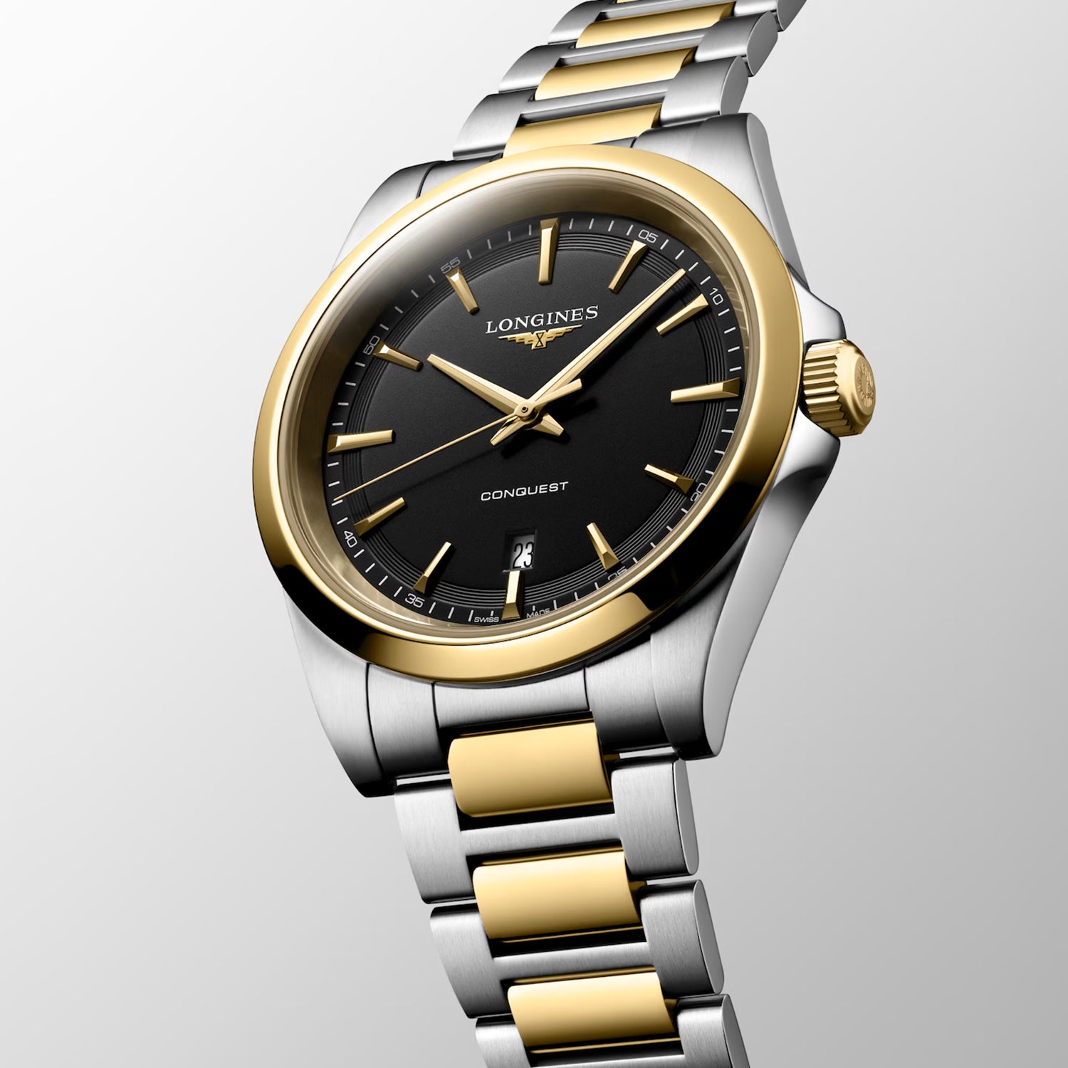 Conquest Men Quartz Black Dial Analog Stainless Steel Watch L38603527