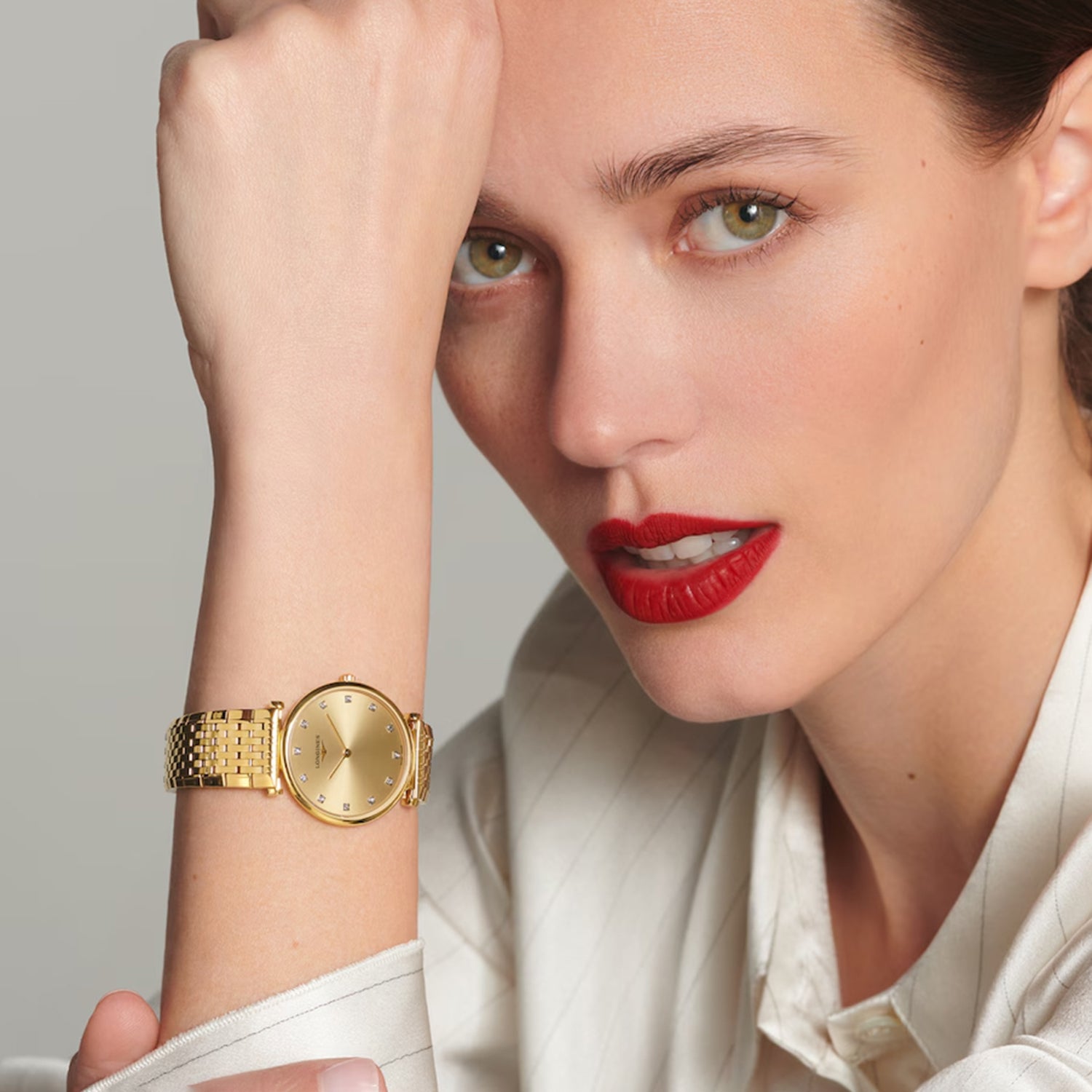 La Grande Classique De Women Quartz Gold Dial Analog Stainless Steel Watch L45122378