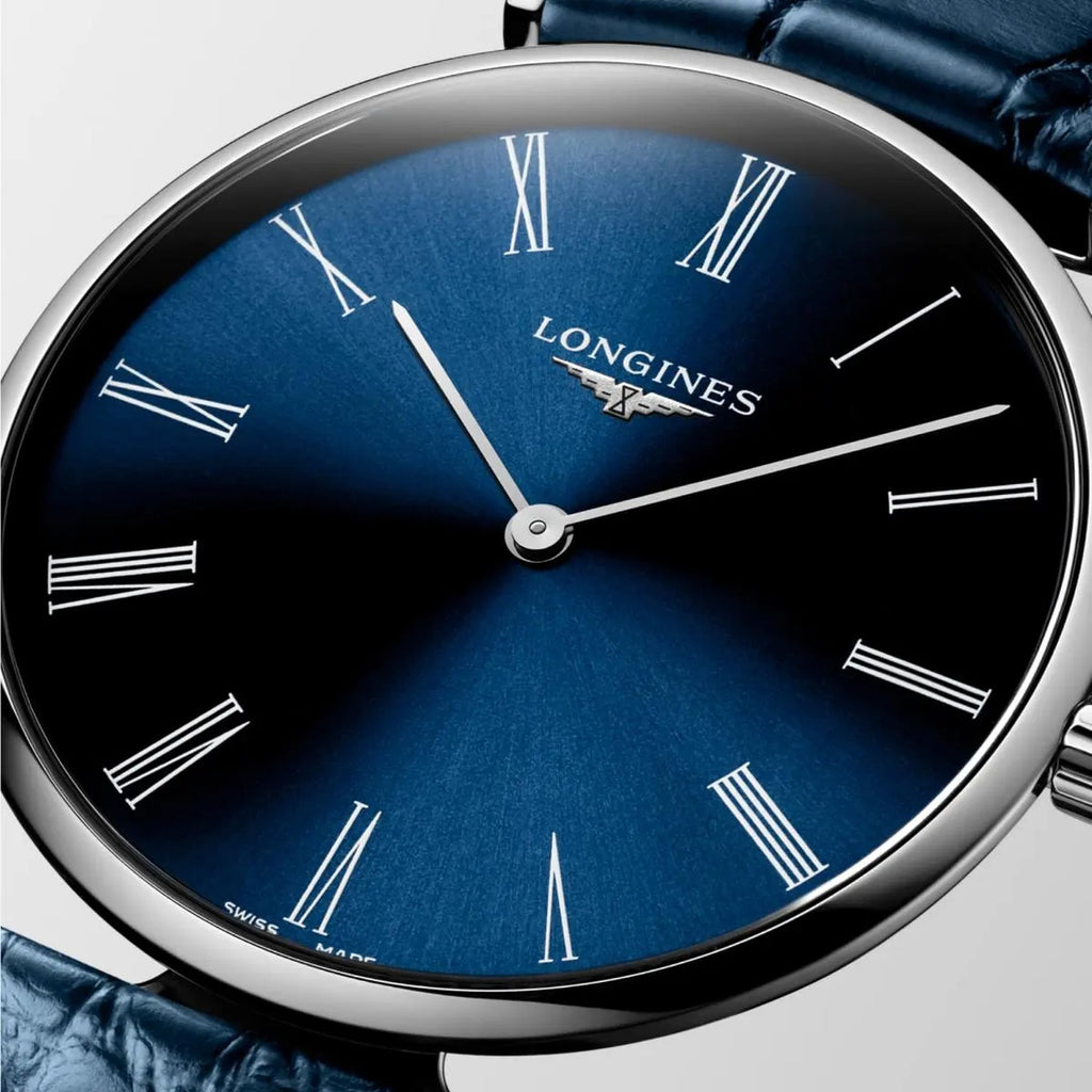 La Grande Classique De Women Quartz Blue Dial Analog Leather Watch L48664942
