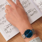 La Grande Classique De Men Quartz Blue Dial Analog Stainless Steel Watch L48664976
