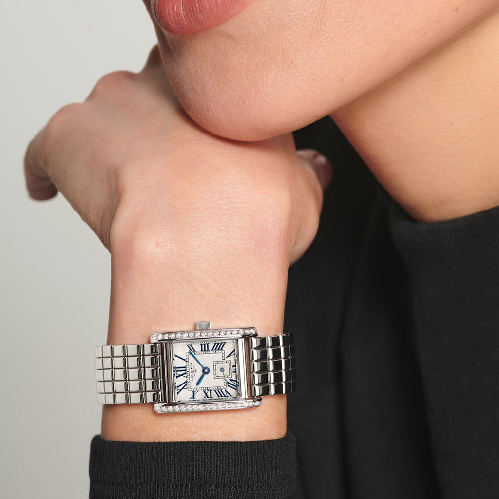 Mini Dolcevita Women Quartz Silver Dial Analog Stainless Steel Watch L52000716