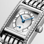Women Quartz Silver Dial Analog Stainless Steel Watch L52000756