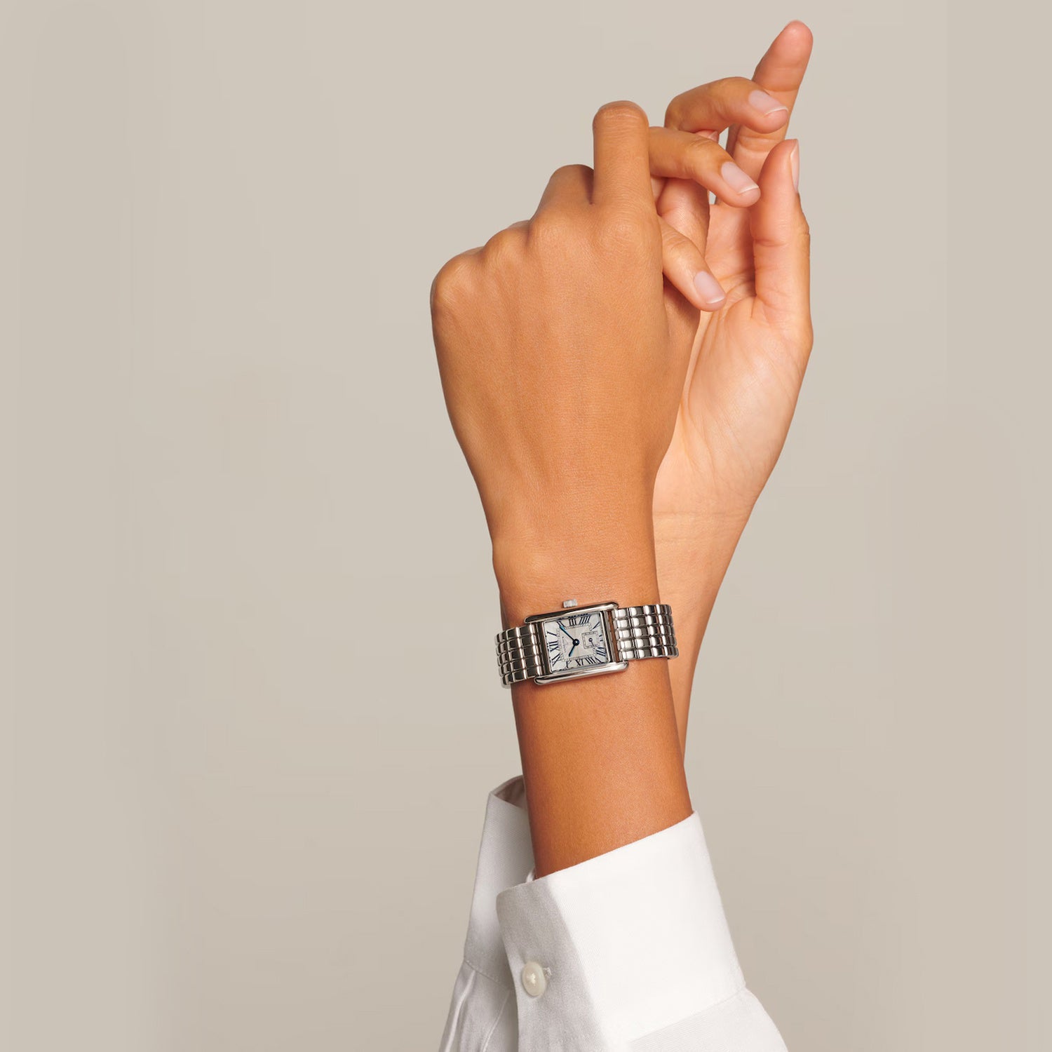 Mini Dolcevita Women Quartz Silver Dial Analog Stainless Steel Watch L52004716