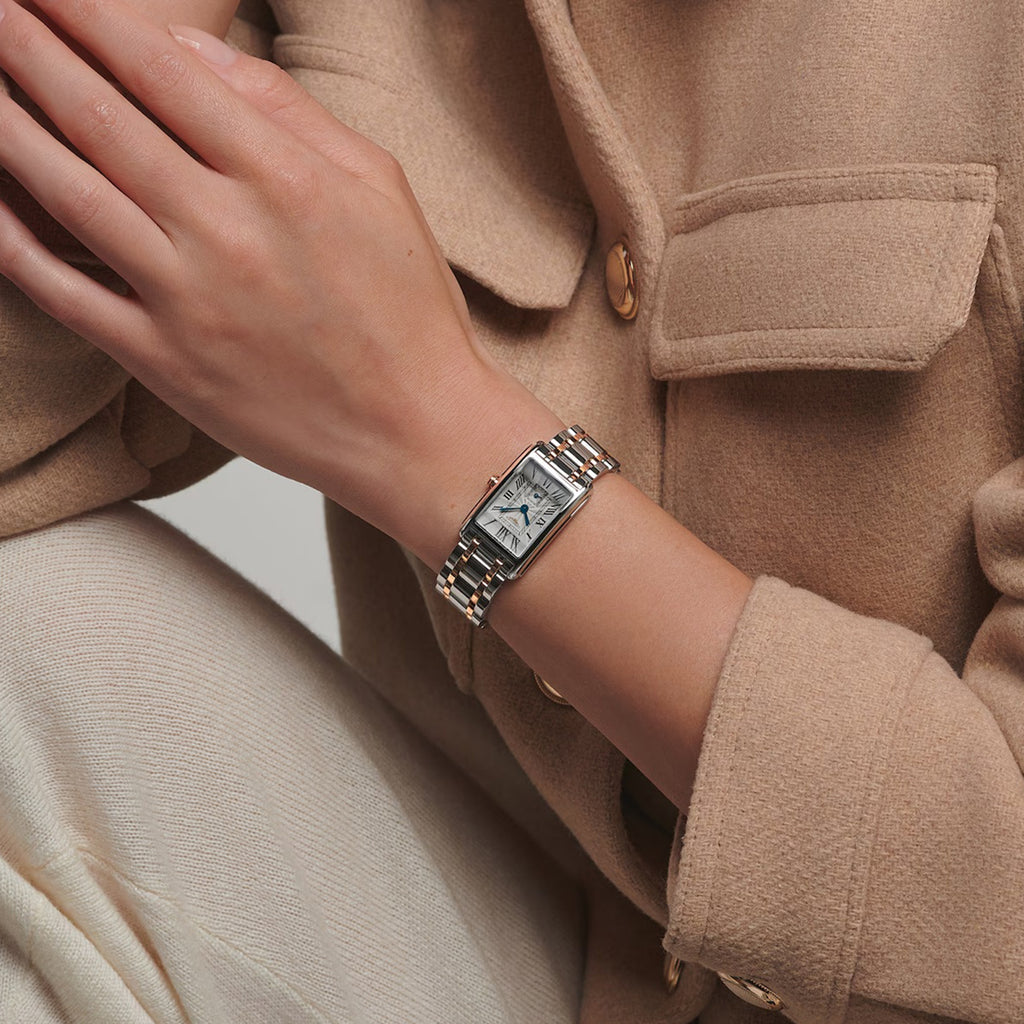 DolceVita Women Quartz Silver Dial Analog Stainless Steel Watch L52555717