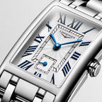 Dolcevita Women Quartz Silver Dial Analog Stainless Steel Watch L55124706